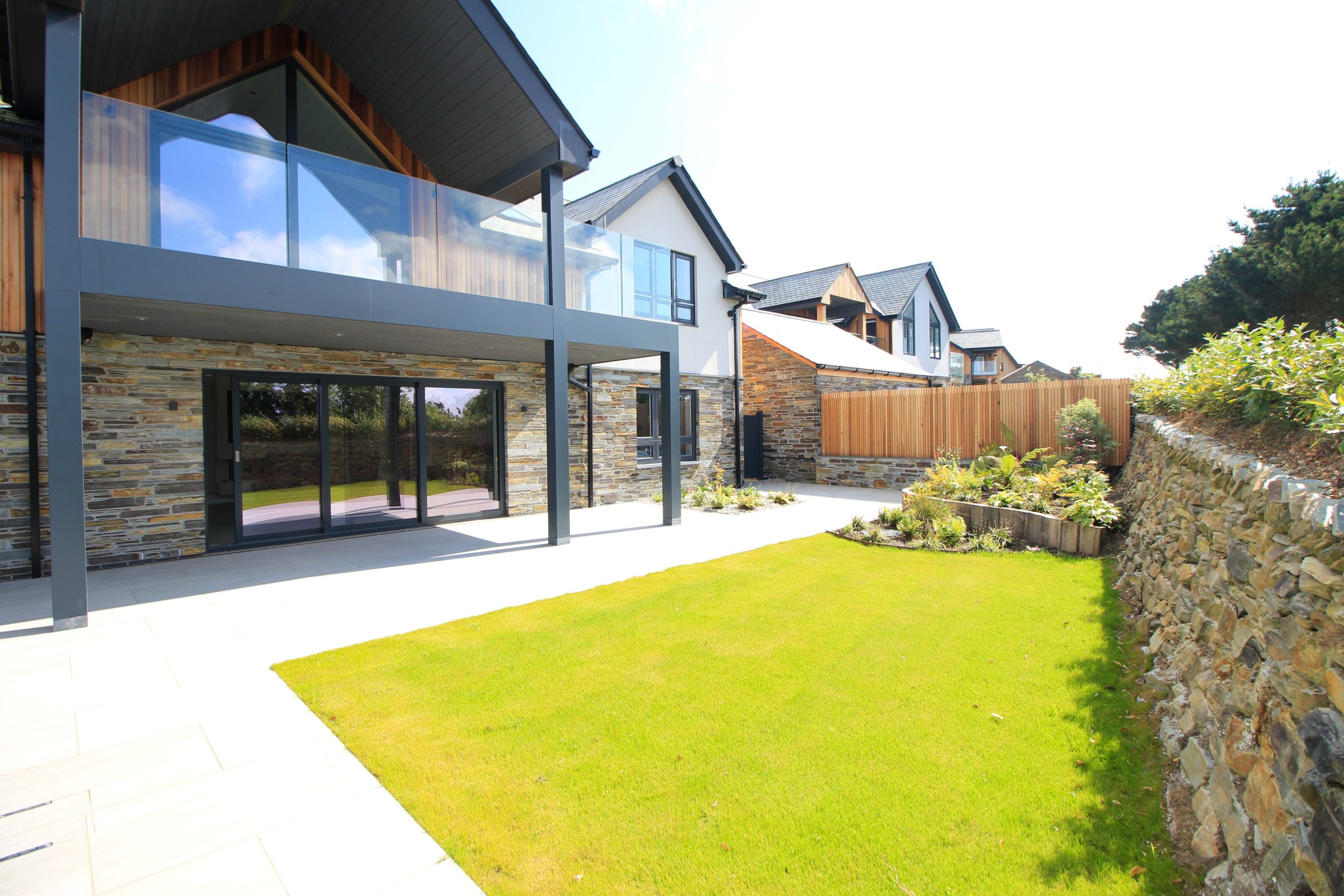 1 rear garden